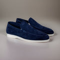 Marineblau
